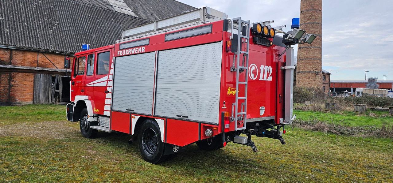 MAN Feuerwehr Löschfahrzeug 14.264 Autobomba - Грузовик: фото 3 MAN Feuerwehr Löschfahrzeug 14.264 Autobomba - Грузовик: фото 3