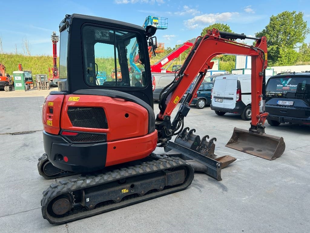 Kubota U 36-4 - Мини-экскаватор: фото 4 Kubota U 36-4 - Мини-экскаватор: фото 4