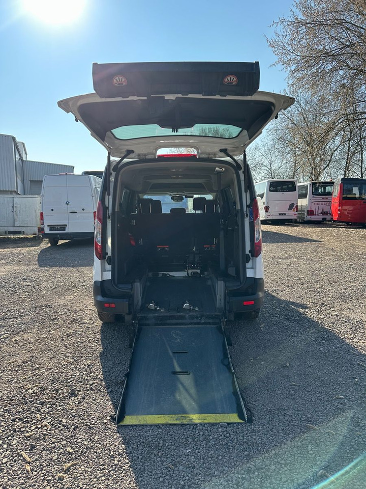 Ford Grand Tourneo 1.5 EcoBlue 74kW Auto Trend - Пассажирский фургон: фото 3 Ford Grand Tourneo 1.5 EcoBlue 74kW Auto Trend - Пассажирский фургон: фото 3