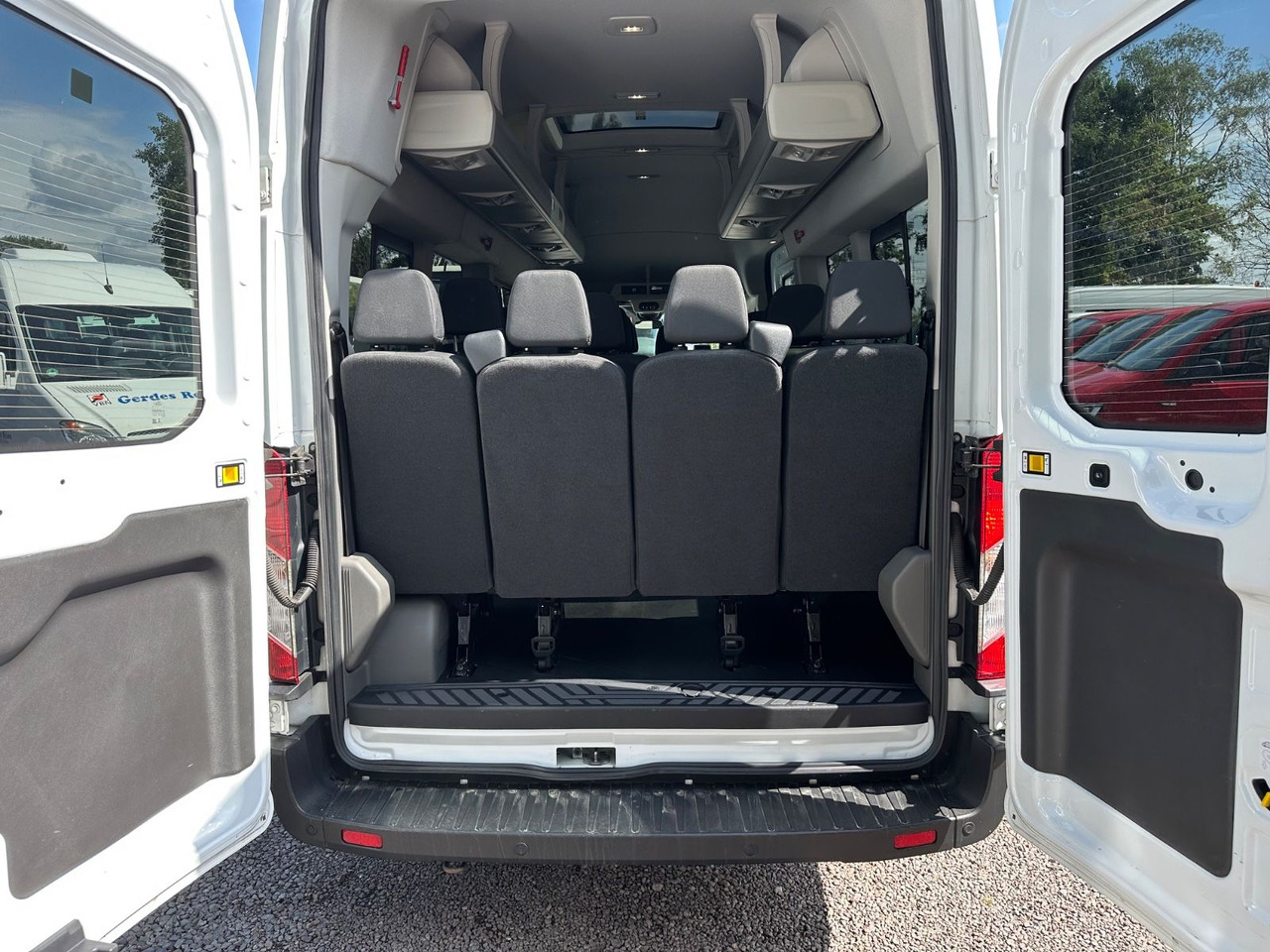 Ford Transit (Klima*PDC Vo+Hi*18 Sitze) - Микроавтобус, Пассажирский фургон: фото 3 Ford Transit (Klima*PDC Vo+Hi*18 Sitze) - Микроавтобус, Пассажирский фургон: фото 3