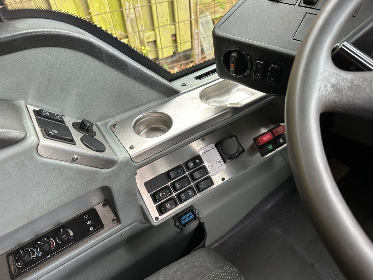 Mercedes-Benz O530 Citaro G (EEV* DE-Bus) - Сочленённый автобус: фото 5 Mercedes-Benz O530 Citaro G (EEV* DE-Bus) - Сочленённый автобус: фото 5