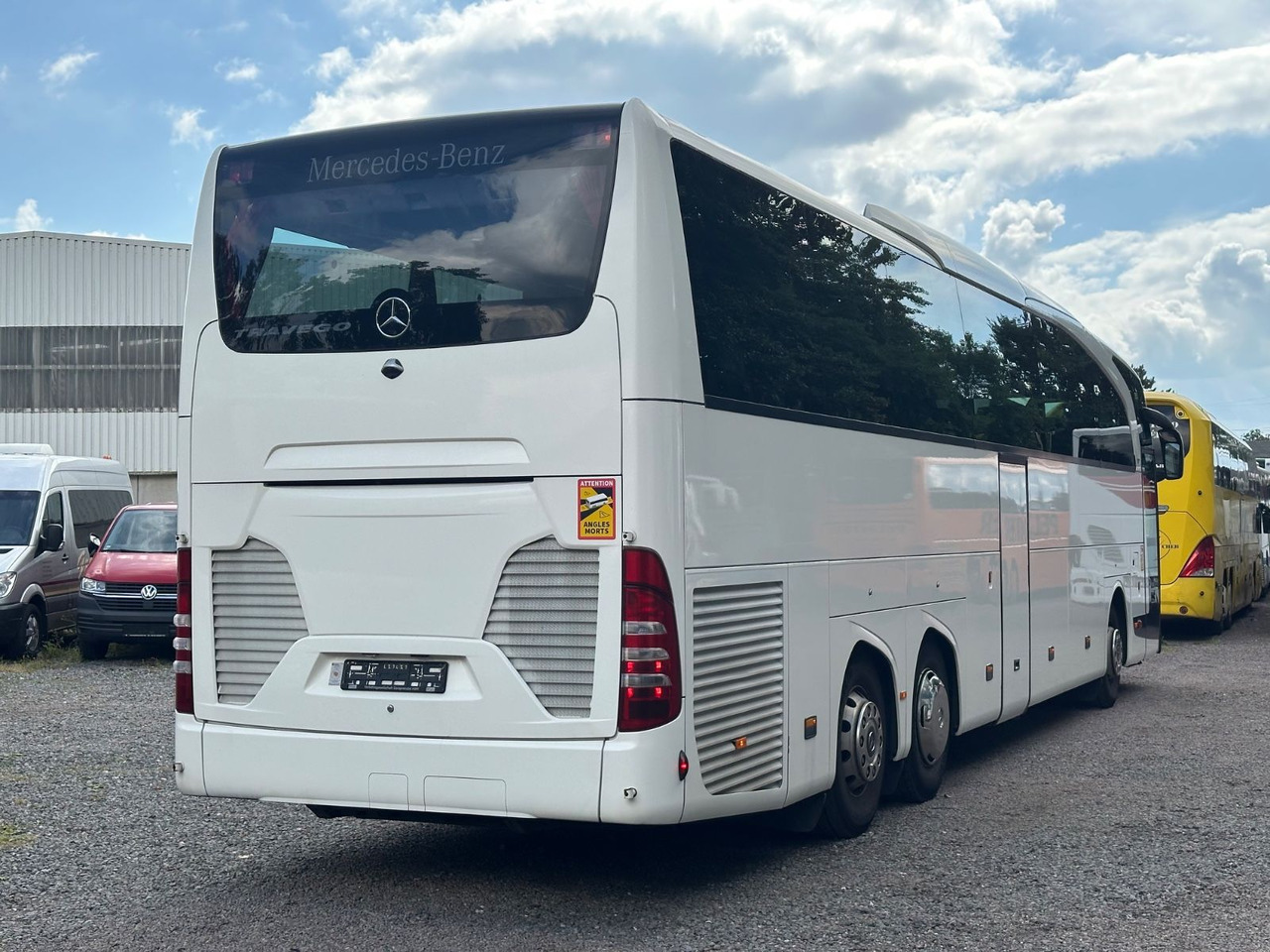 Mercedes-Benz Travego O580 16 RHD-M (LuxLine*Euro 6*TOP*DE) - Туристический автобус: фото 3 Mercedes-Benz Travego O580 16 RHD-M (LuxLine*Euro 6*TOP*DE) - Туристический автобус: фото 3