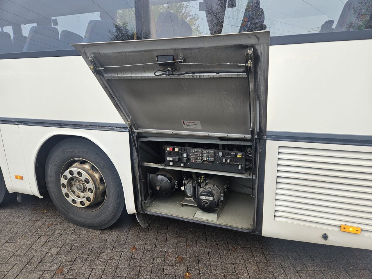 Пригородный автобус Setra S 317 UL (66 Sitze*Schalt*TOP): фото 7 Пригородный автобус Setra S 317 UL (66 Sitze*Schalt*TOP): фото 7