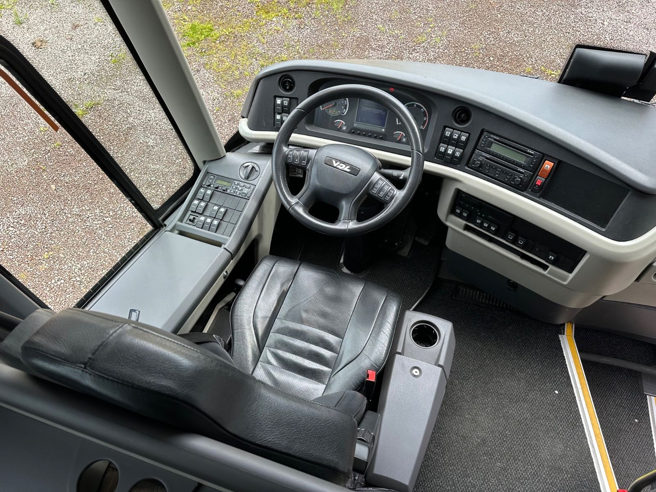 VDL Futura FHD 2 (TOP*DE*Reise) 515/ O350 - Туристический автобус: фото 4 VDL Futura FHD 2 (TOP*DE*Reise) 515/ O350 - Туристический автобус: фото 4