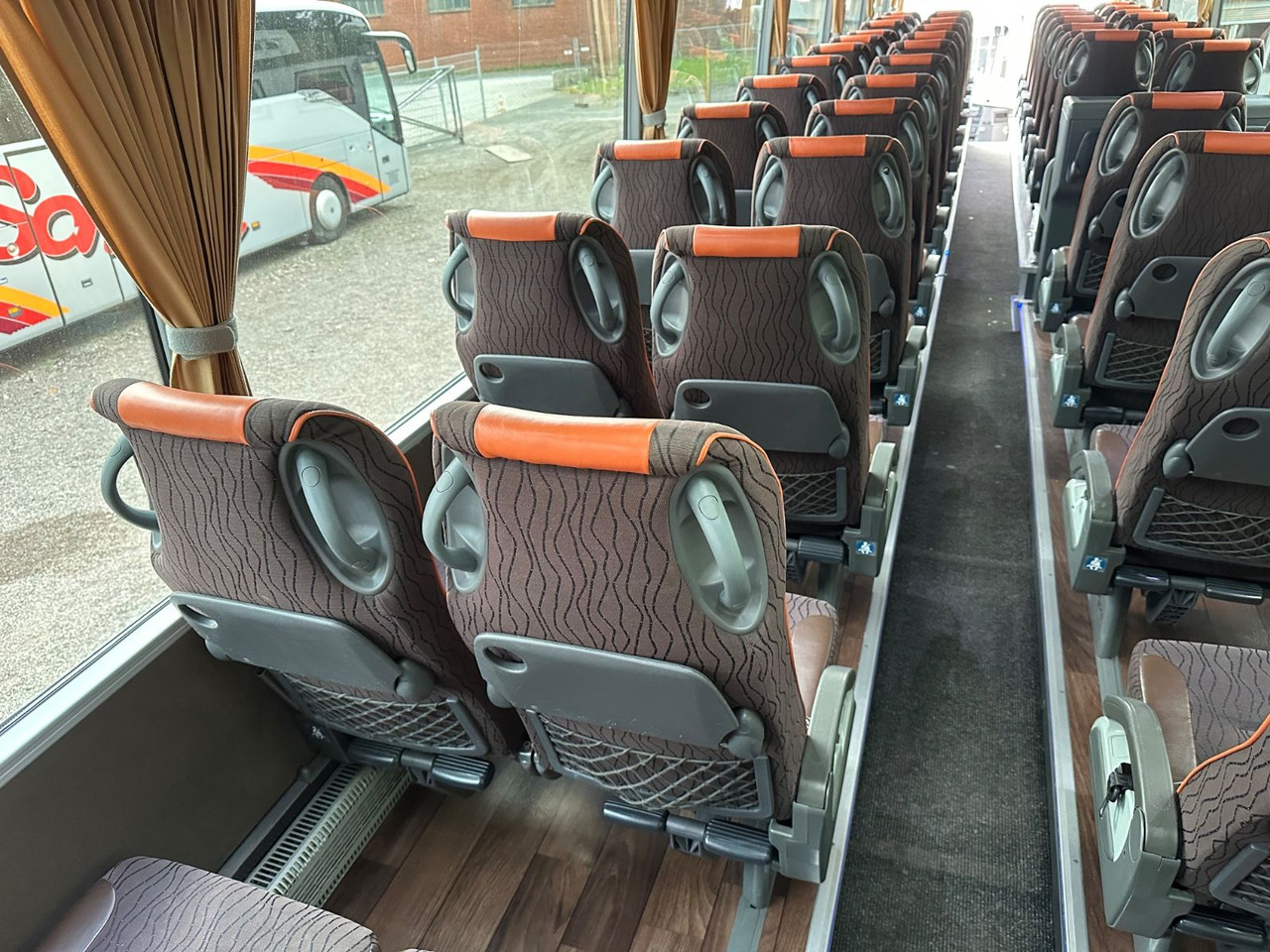 Vanhool TX17 Astron (TOP*57 Sitze) 417 HDH/ 517 HDH в лизинг Vanhool TX17 Astron (TOP*57 Sitze) 417 HDH/ 517 HDH: фото 24 Vanhool TX17 Astron (TOP*57 Sitze) 417 HDH/ 517 HDH в лизинг Vanhool TX17 Astron (TOP*57 Sitze) 417 HDH/ 517 HDH: фото 24