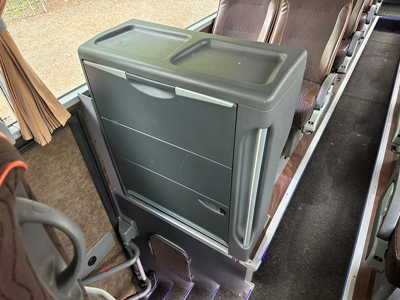 Vanhool TX17 Astron (TOP*57 Sitze) 417 HDH/ 517 HDH в лизинг Vanhool TX17 Astron (TOP*57 Sitze) 417 HDH/ 517 HDH: фото 20 Vanhool TX17 Astron (TOP*57 Sitze) 417 HDH/ 517 HDH в лизинг Vanhool TX17 Astron (TOP*57 Sitze) 417 HDH/ 517 HDH: фото 20